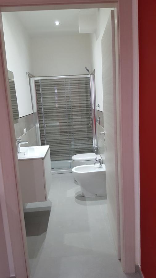 L'Isola Del Sole Bed & Breakfast กัสเตลลุซโซ ภายนอก รูปภาพ